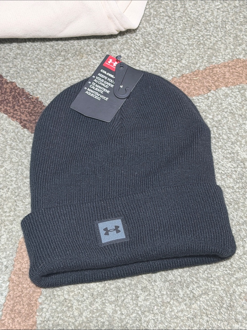 Under Armour Men’s Dark Gray Ribbed Beanie